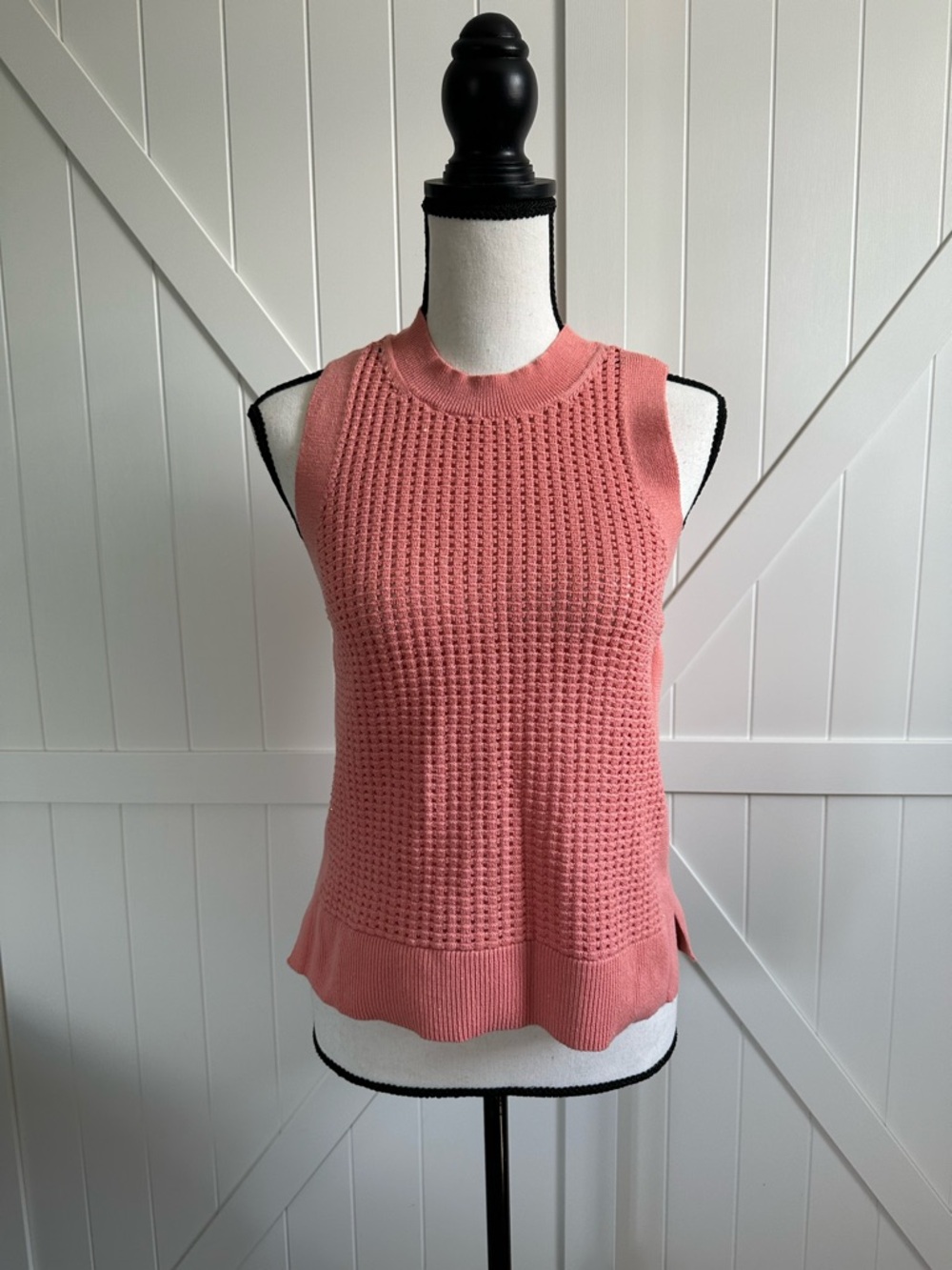 WHBM Coral Textured Sleeveless Sweater Tank Top Size Small Career